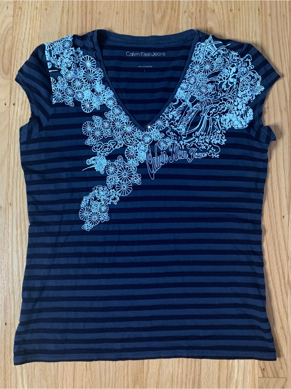 Vintage Y2K Calvin Klein Jeans Floral Graphic Striped V-Neck Top